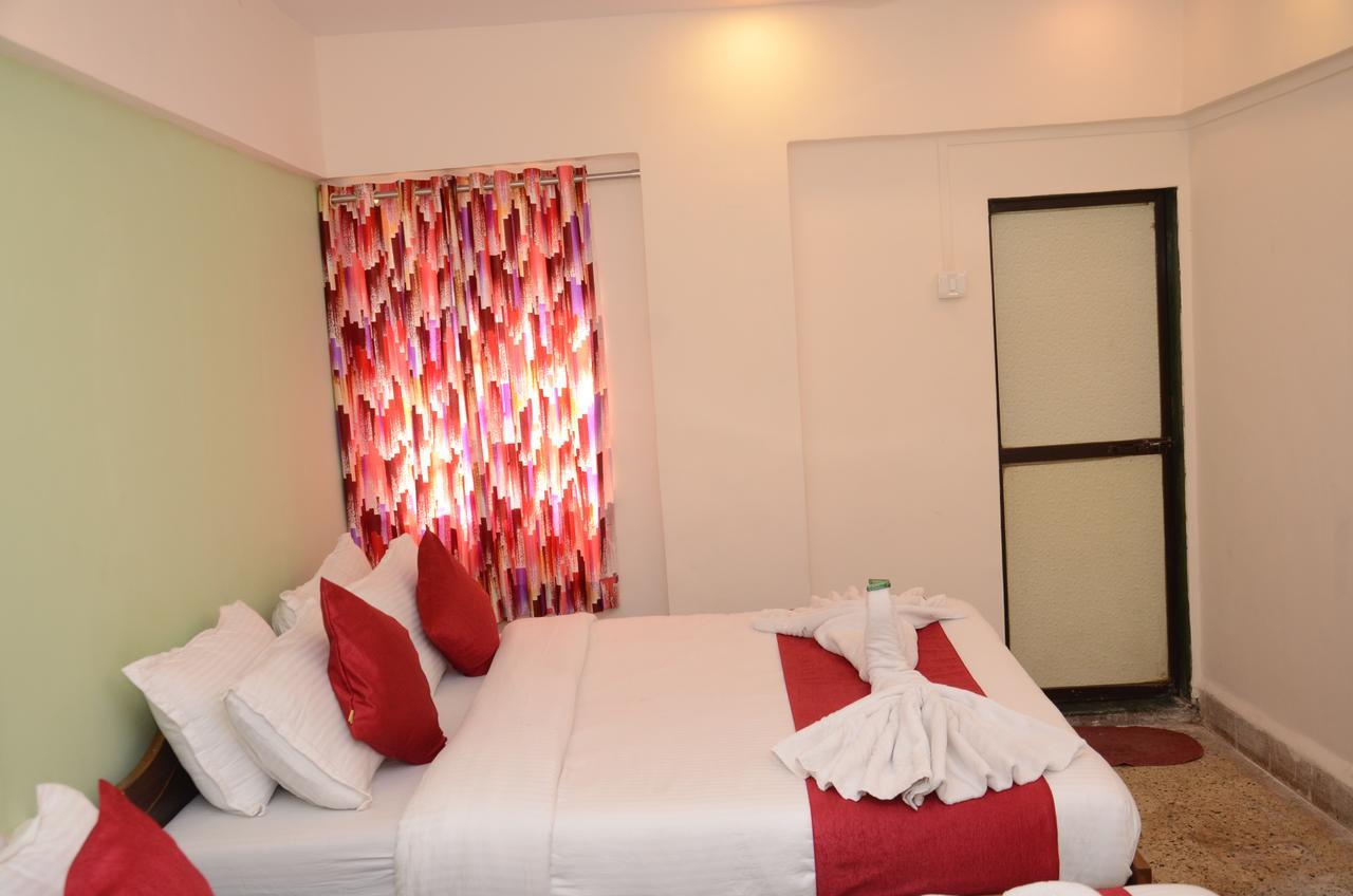 Anil Guest House Mumbai Bagian luar foto