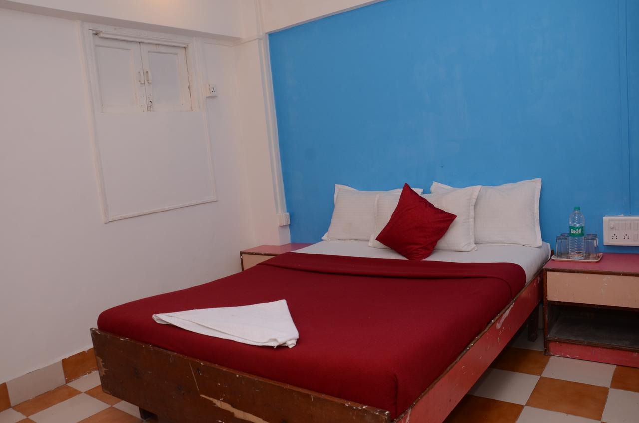 Anil Guest House Mumbai Bagian luar foto