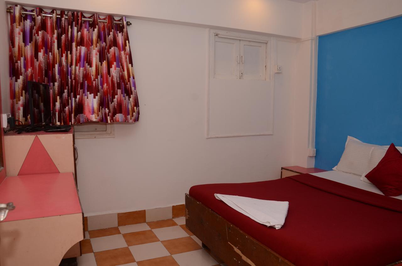 Anil Guest House Mumbai Bagian luar foto