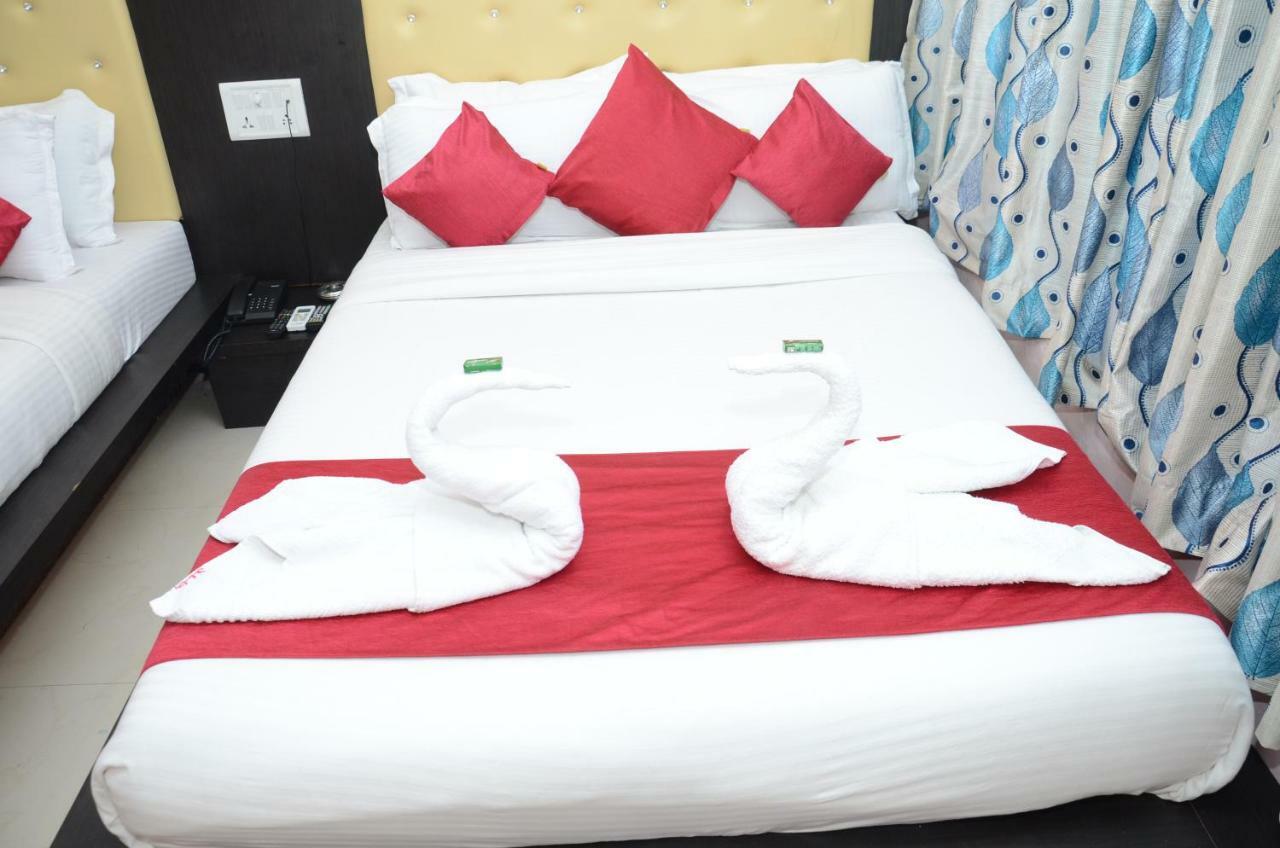 Anil Guest House Mumbai Bagian luar foto